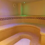 ゲストハウス Likoria 4*