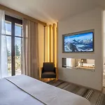 Likoria 4*