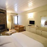 ゲストハウス Likoria 4*