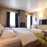 Likoria ゲストハウス 4*