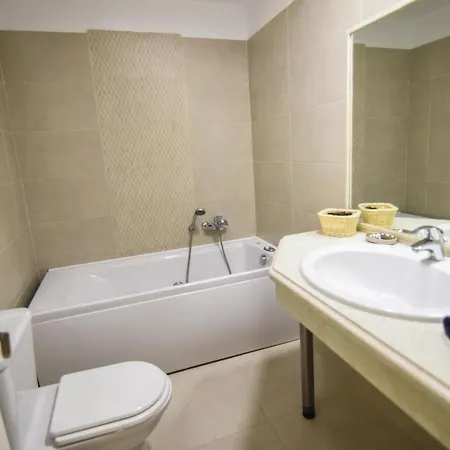 Likoria אראחובה