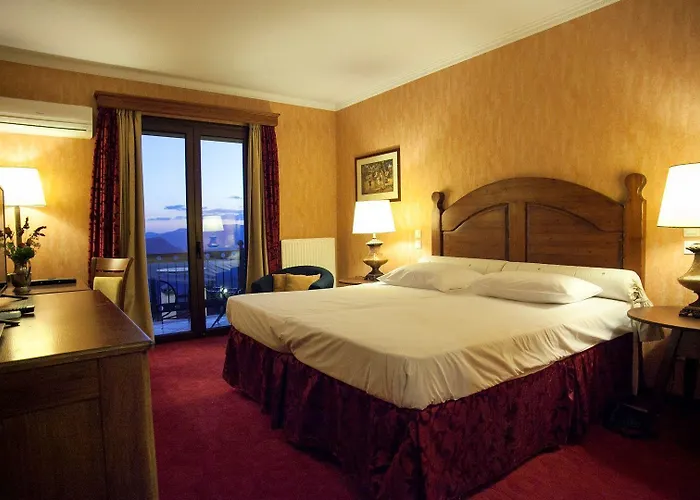 Likoria Πανσιόν 4*