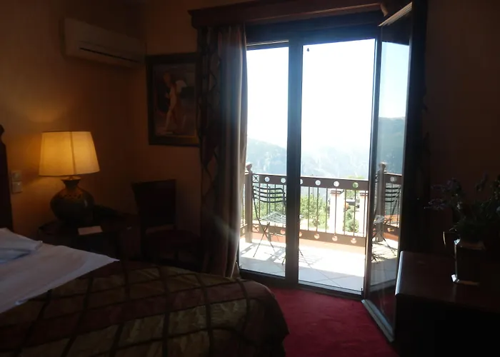 Likoria 4* Αράχωβα