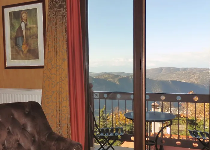 Likoria Πανσιόν 4*