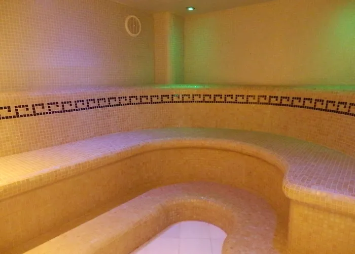 Πανσιόν Likoria 4*