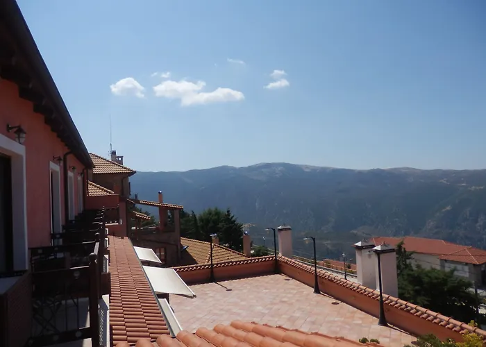 Πανσιόν Likoria Αράχωβα