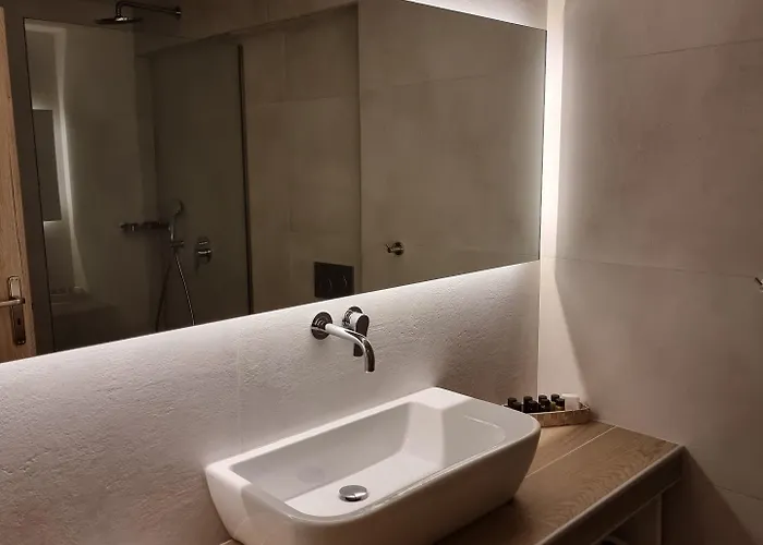 Likoria Πανσιόν